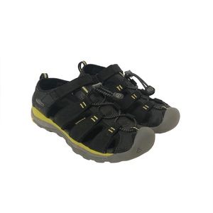Keen kid’s black sandals size 3